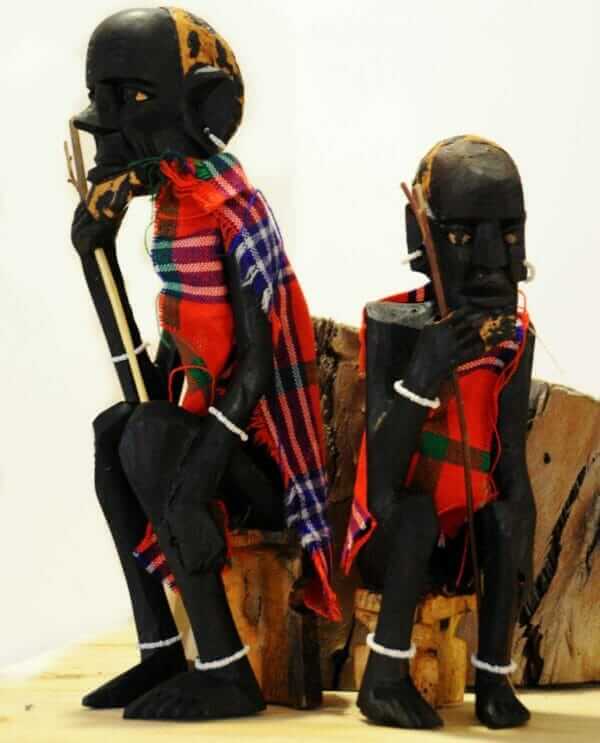 african wood statues masai