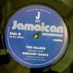 Gregory Isaacs - Don't Believe Him (Don't Believe In Him) / Gregory Isaacs - The Village