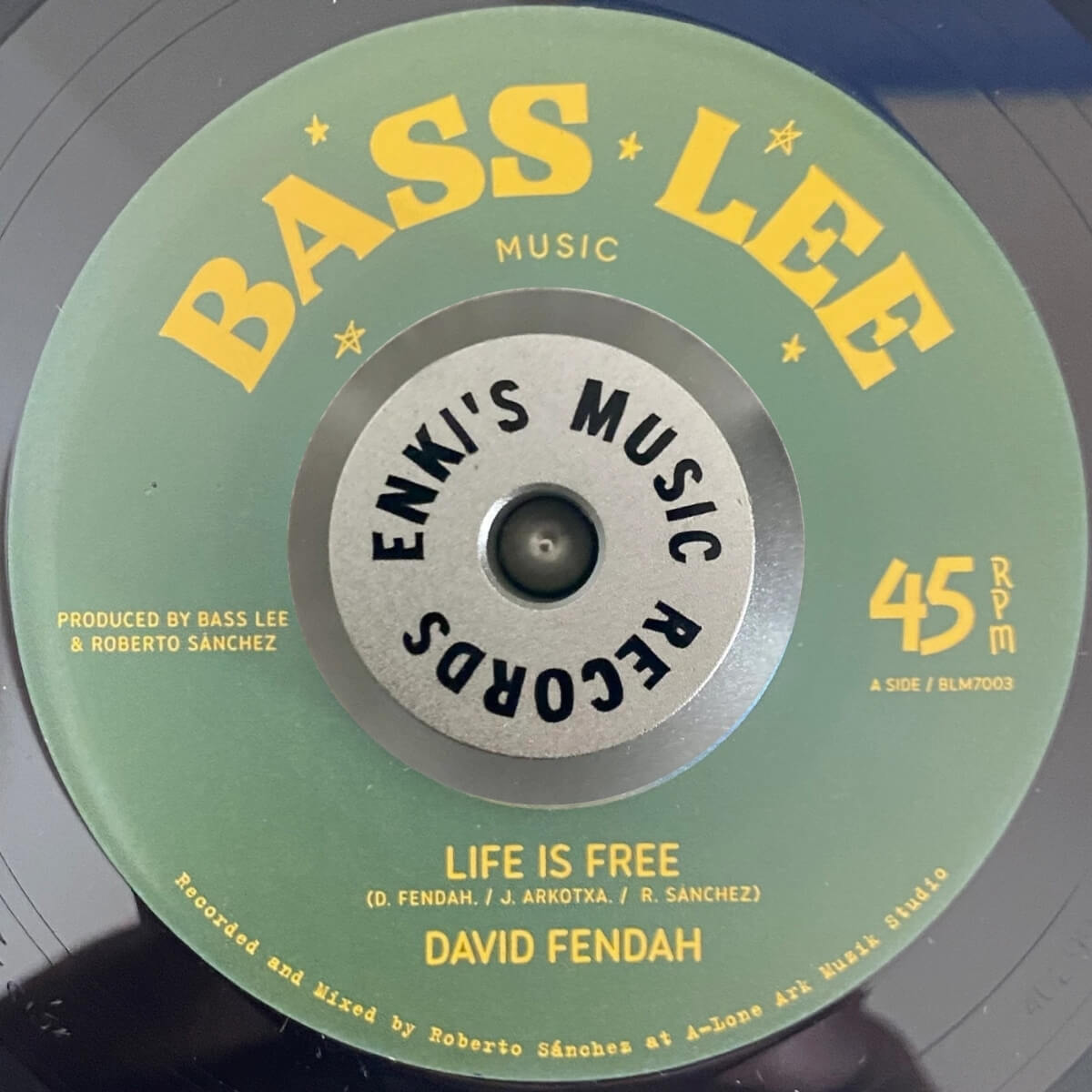 david fendah life is free (1)