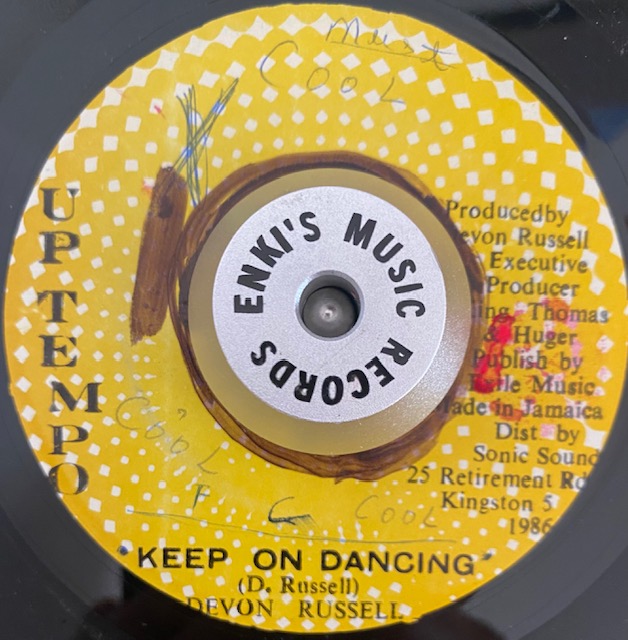 Devon Russell - Keep On Dancing