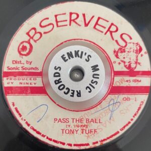 Tony Tuff - Pass The Ball / Version